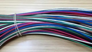 Kawat Listrik Suhu Tinggi Isolasi PVC UL 758